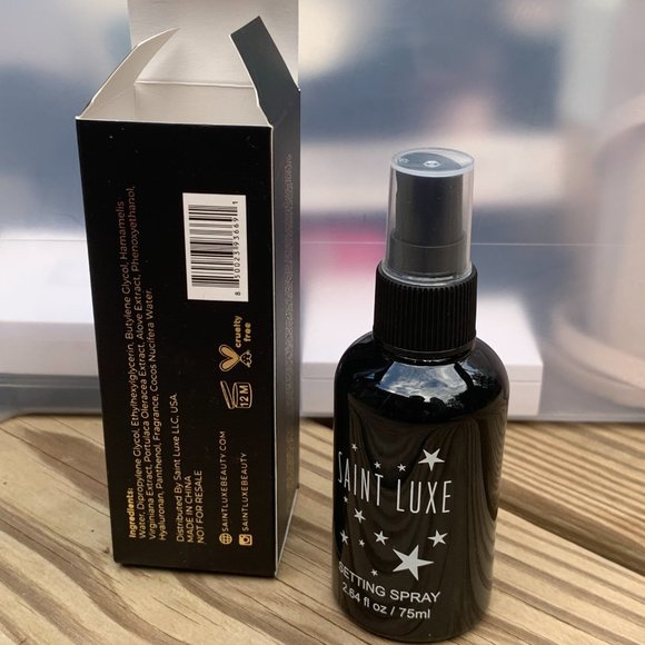 Saint Luxe Setting Spray - Picture 3 of 3